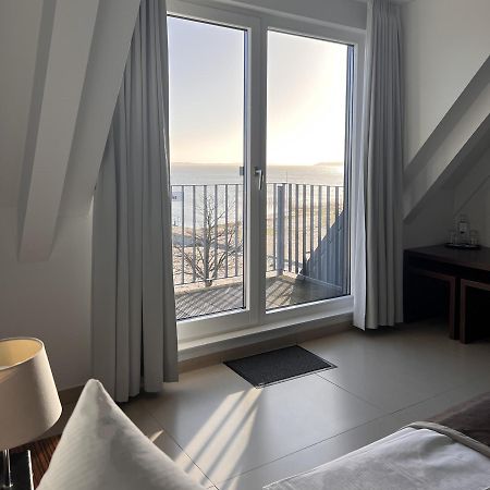 Strandhotel Dranske Buitenkant foto